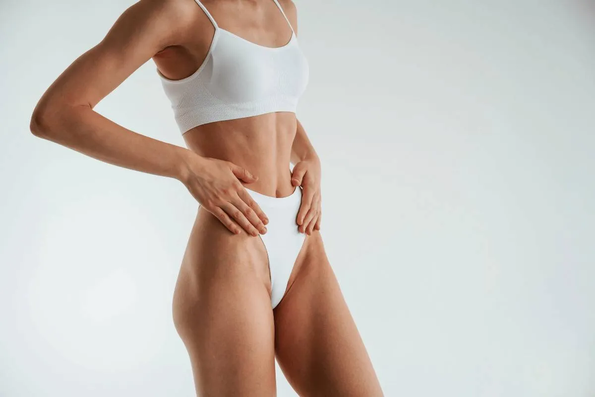 Icoone Laser Med Body Contouring Behandlung bei alestetics® Zürich — Cellulite und Lymphdrainage